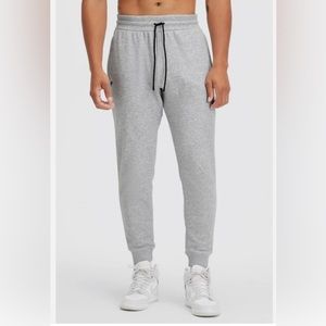 Fabletics lightweight Go-To Joggers